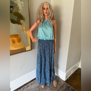 NEW Never Worn Gorgeous & Super Comfortable Flowy Maxi Skirt